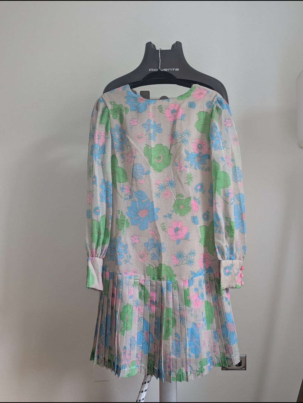 70s Does The 20s Drop Waist Pleated Dress With Psychedelic Flower Print